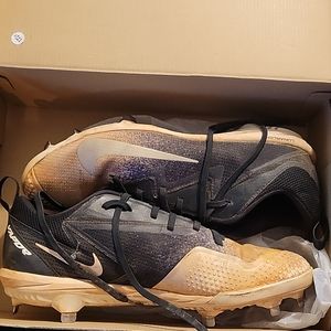 Nike vapor baseball metal cleats 10.5